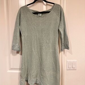 EC Light Green asymmetrical Tunic with crocket  Trim size